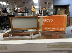 MITUTOYO GAUGE BLOCK SET (516- 126) (BE1- BM- 2)