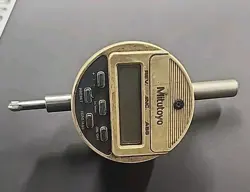 MITUTOYO DIGITAL INDICATOR  543-177B USED NEEDS NEW BATTERY