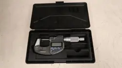 MITUTOYO 342-371 DIGITAL MICROMETER T175620