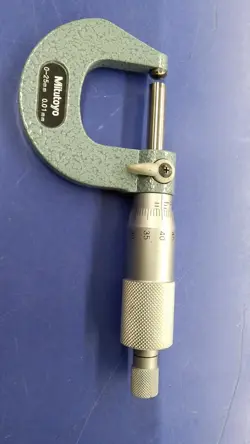 MITUTOYO 0-25MM 0.01MM PRECISION MICROMETER TOOL - NEW CONDITION