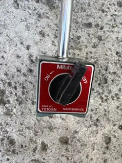 MAGNETIC BASE MADE