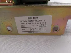 916195