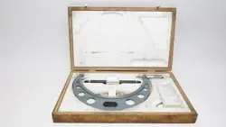 MITUTOYO OUTSIDE RATCHET THIMBLE MICROMETER  8-9