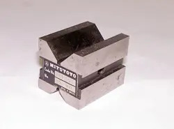MITUTOYO MODEL 181-901 V-BLOCK... MACHINIST INSPECTION TOOLING