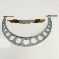 MITUTOYO NO. 204-202 OUTSIDE MICROMETER 18-24