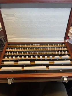 MITUTOYO METRIC CERAMIC GAUGE BLOCK SET GRADE 00 