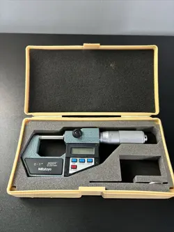 MITUTOYO 293-761 DIGITAL MICROMETER NEEDS BATTERY