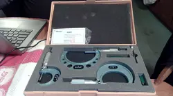 MITUTOYO 103-922 0-3” OUTSIDE MICROMETER SET .0001” WITH STANDARDS AND WRENCH