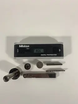 MITUTOYO 0.10 DG RESOLUTION DIGITAL COMBINATION PROTRACTOR WITH PARTS