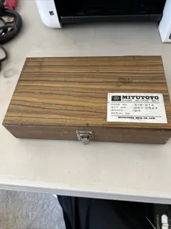 MITUTOYO 516-914- BE1  35A+01 GAUGE BLOCK SET