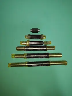 MICROMETER STANDARD ROD SET OF 6 MITUTOYO JAPAN