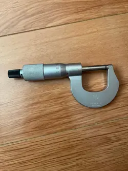 MITUTOYO MICROMETER M210-25