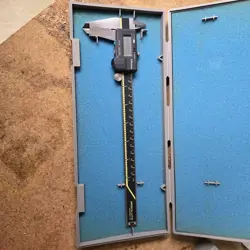 MITUTOYO 500-172 DIGI CALIPER, 8