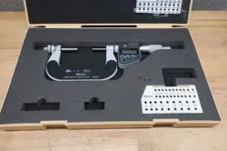 MITUTOYO 324-352-10 DIGITAL GEAR TOOTH MICROMETER GMB-2