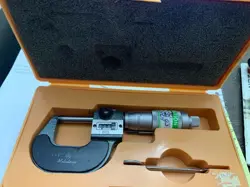 MITUTOYO BRAND  MECHANICAL DIGITAL MICROMETER.  PRODUCT CODE 193-211 M825-1” V