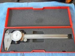 DIAL CALIPER
