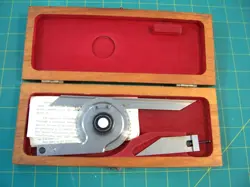 STARRETT C359 BEVEL PROTRACTOR W/ VERNIER - ORIGINAL WOOD CARSE & INSTRUCTIONS