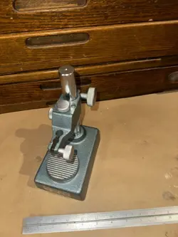 MITUTOYO DIAL GAGE STAND CODE NO. 7003 MODEL DGS-E