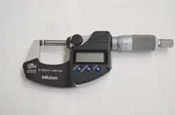 MITUTOYO 293-230 MICROMETER 0-25MM 0.001MM JAPAN