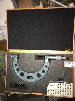 NEW MITUTOYO SCREW THREAD MICROMETER 75-100MM WITH NEW ANVILS 126-802