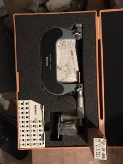 NEW MITUTOYO SCREW THREAD MICROMETER 50-75MM WITH NEW ANVIL TIPS 126-805