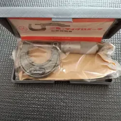 MICROMETER MITUTOYO M320-25AA