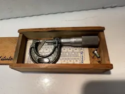 VINTAGE MITUTOYO MICROMETER CODE NO. 103-135 M125-1” MADE IN JAPAN IN WOOD BOX