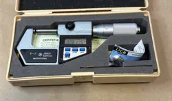 MITUTOYO DIGITAL MICROMETER NO. 293-705 W CASE 0-1” .00005” MACHINIST TOOL JAPAN