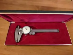 MITUTOYO .001 NO. 505-629 DIAL CALIPERS IN FELT LINED HARD CASE