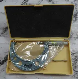 MITUTOYO OM-100 MEASURING INSTRUMENT 75-100MM RANGE 0.01MM ACCURACY USED