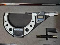 MITUTOYO DIGITAL OD MICROMETER 4-5