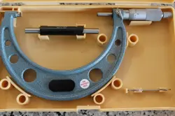 MITUTOYO 103-219 OUTSIDE MIC MICROMETER .0001
