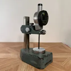MITUTOYO 7004 GAGE STAND + DIGIMATIC INDICATOR 543-452B .00005