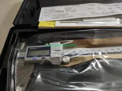 1PCS NEW MITUTOYO 500-763-20 ABSOLUTE DIGITAL CALIPER 0- 8IN 0-200X0.01MM