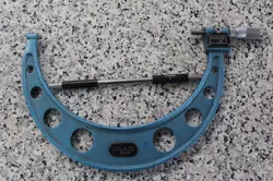 MITUTOYO 10-” MICROMETER .0001” CARBIDE TIP + RATCHET - MODEL 159-221 