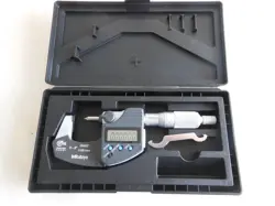 MITUTOYO DIGITAL MICROMETER MODEL 342-371 CRIMP HEIGHT 0-.8