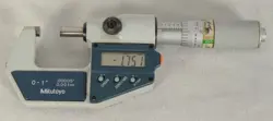 MITUTOYO DIGITAL MICROMETER 0-1