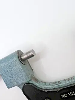 INCH ANALOG MICROMETER