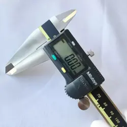 NEW MITUTOYO ABSOLUTE DIGIMATIC CALIPER /500-196-30 0-150MM / 0-6