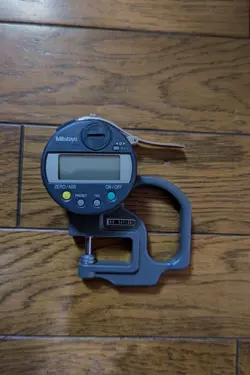 MITUTOYO DIGIMATIC INDICATOR 547-301 THICKNESS GAUGE 0-10MM USED FROM JAPAN