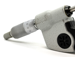 MITUTOYO IP65 MICROMETER