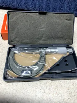 MACHINIST TOOLS: MITUTOYO 1