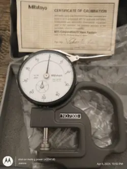 MITUTOYO DIAL THICKNESS GAGE GAUGE 7300 2412F