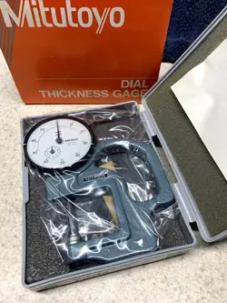 MACHINIST TOOLS: MITUTOYO THICKNESS DIAL GAGE 7304 (NOS)