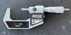 MITUTOYO DIGIMATIC 1-2” MICROMETER (293-722-10) FOR PARTS/REPAIR