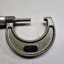 MITUTOYO 1