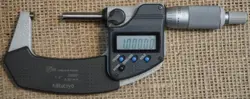 MITUTOYO DIGITAL IP65 COOLANT PROOF OUTSIDE MICROMETER 293-331-30