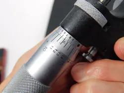 MICROMETER 510-105