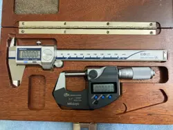 MITUTOYO DIGITAL MICROMETER & CALIPER SET 0-6