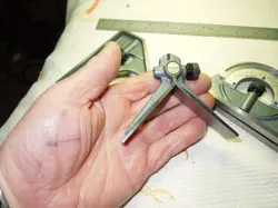 HEAD PROTRACTOR 12